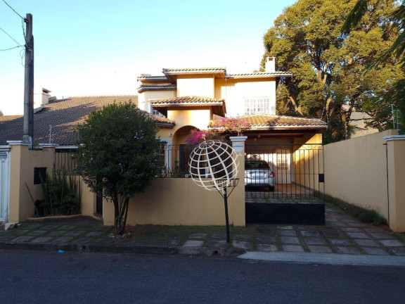 Imagem Casa com 3 Quartos à Venda, 323 m² em Vila Petrópolis - Atibaia