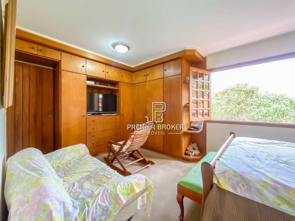 Imagem Casa com 3 Quartos à Venda, 200 m² em Quebra Frascos - Teresópolis Imagem Casa com 3 Quartos à Venda, 200 m² em Quebra Frascos - Teresópolis