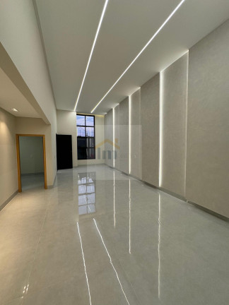 Imagem Casa com 3 Quartos à Venda, 187 m² em Residencial Barravento - Goiânia