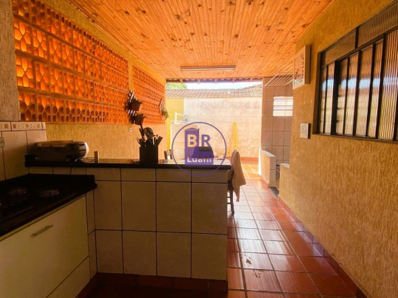 Imagem Casa com 3 Quartos à Venda, 330 m² em Guanabara - Londrina