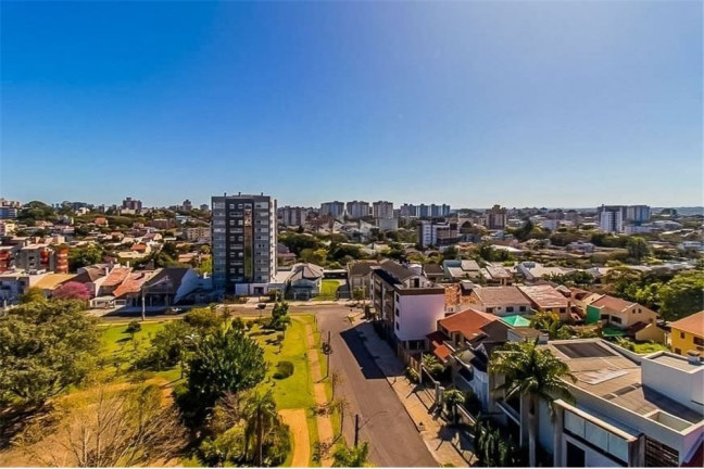 Imagem Imóvel com 3 Quartos à Venda, em Jardim Planalto - Porto Alegre Imagem Imóvel com 3 Quartos à Venda, em Jardim Planalto - Porto Alegre