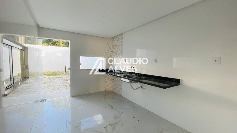 Imagem Casa com 3 Quartos à Venda, 173 m² em Sim - Feira De Santana