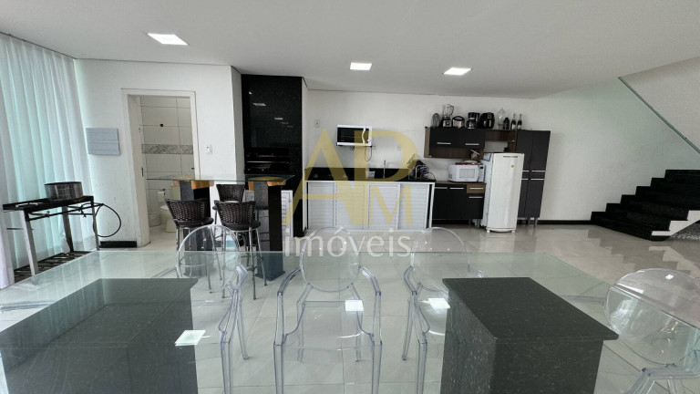 Imagem Casa com 3 Quartos à Venda, 320 m² em São Miguel (guaporanga) - Biguaçu Imagem Casa com 3 Quartos à Venda, 320 m² em São Miguel (guaporanga) - Biguaçu