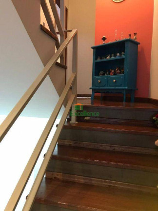 Imagem Sobrado com 3 Quartos à Venda, 250 m² em Vila Bastos - Santo André