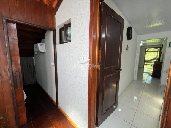 Imagem Sobrado com 5 Quartos à Venda, 258 m² em Barra Do Sai - Itapoá Imagem Sobrado com 5 Quartos à Venda, 258 m² em Barra Do Sai - Itapoá