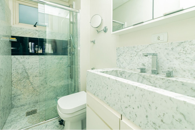 Imagem Apartamento com 3 Quartos à Venda, 275 m² em Rio Branco - Porto Alegre Imagem Apartamento com 3 Quartos à Venda, 275 m² em Rio Branco - Porto Alegre