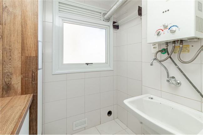 Imagem Imóvel com 2 Quartos à Venda, em Vila Ipiranga - Porto Alegre Imagem Imóvel com 2 Quartos à Venda, em Vila Ipiranga - Porto Alegre