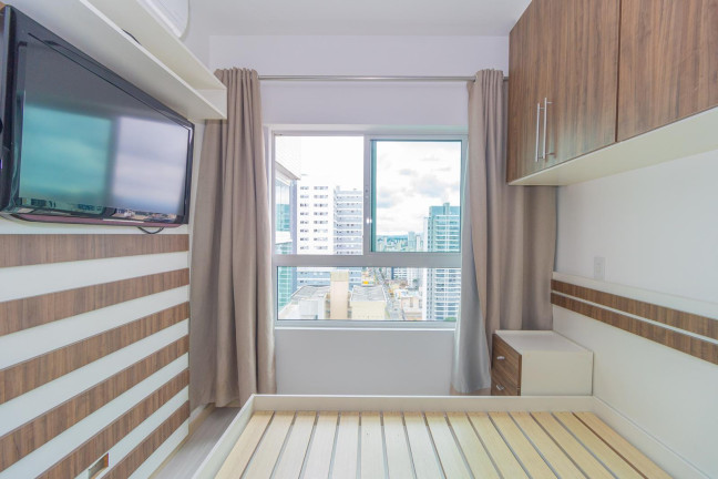 Imagem Apartamento com 1 Quarto para Alugar, 41 m² em Centro - Curitiba Imagem Apartamento com 1 Quarto para Alugar, 41 m² em Centro - Curitiba