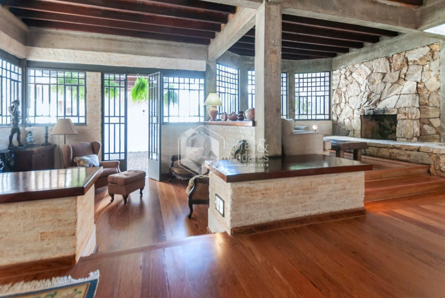 Imagem Casa com 3 Quartos à Venda, 230 m² em Jardim Paulistano - São Paulo Imagem Casa com 3 Quartos à Venda, 230 m² em Jardim Paulistano - São Paulo