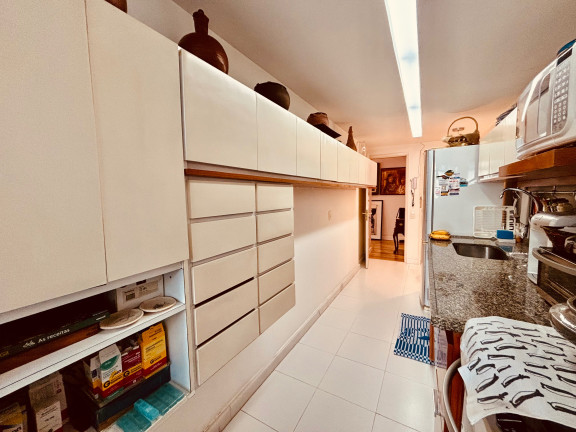 Imagem Imóvel com 3 Quartos à Venda, 90 m² em Lagoa - Rio De Janeiro Imagem Imóvel com 3 Quartos à Venda, 90 m² em Lagoa - Rio De Janeiro