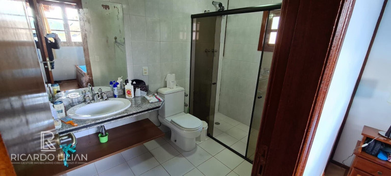 Imagem Sobrado com 4 Quartos à Venda, 135 m² em Centro - Campos Do Jordão