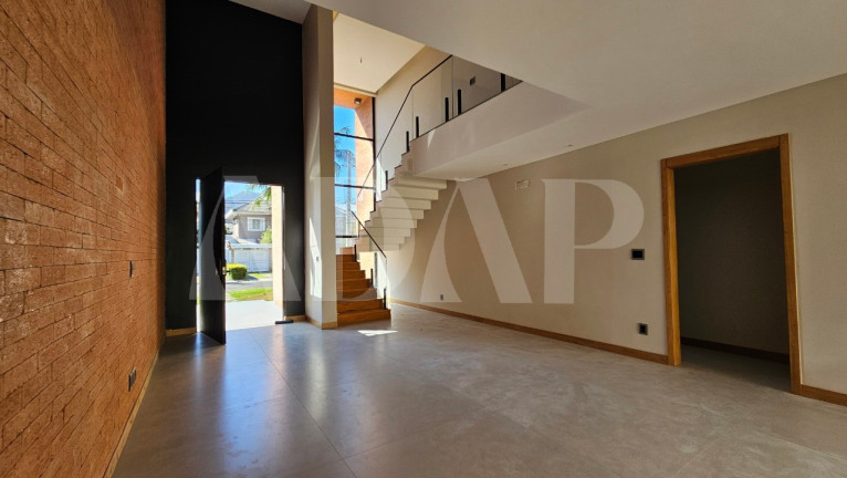 Imagem Casa com 5 Quartos à Venda, 360 m² em Barra Da Tijuca - Rio De Janeiro Imagem Casa com 5 Quartos à Venda, 360 m² em Barra Da Tijuca - Rio De Janeiro