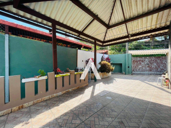 Imagem Casa com 3 Quartos à Venda, 200 m² em Bom Retiro - Teresópolis