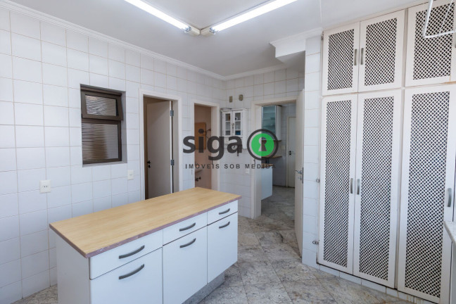 Imagem Apartamento com 3 Quartos para Alugar, 240 m² em Itaim Bibi - São Paulo