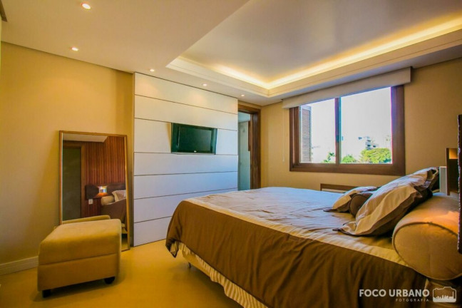 Imagem Imóvel com 3 Quartos à Venda, 111 m² em Petrópolis - Porto Alegre
