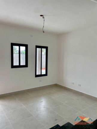 Imagem Casa com 2 Quartos à Venda, 148 m² em Jardim Mariella - Caraguatatuba Imagem Casa com 2 Quartos à Venda, 148 m² em Jardim Mariella - Caraguatatuba