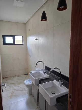 Imagem Casa com 4 Quartos à Venda, 600 m² em Condomínio Marinas Di Caldas - Caldas Novas Imagem Casa com 4 Quartos à Venda, 600 m² em Condomínio Marinas Di Caldas - Caldas Novas