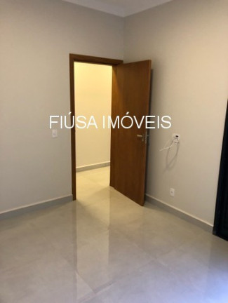 Imagem Apartamento com 8 Quartos à Venda, 330 m² em Centro - Rifaina Imagem Apartamento com 8 Quartos à Venda, 330 m² em Centro - Rifaina
