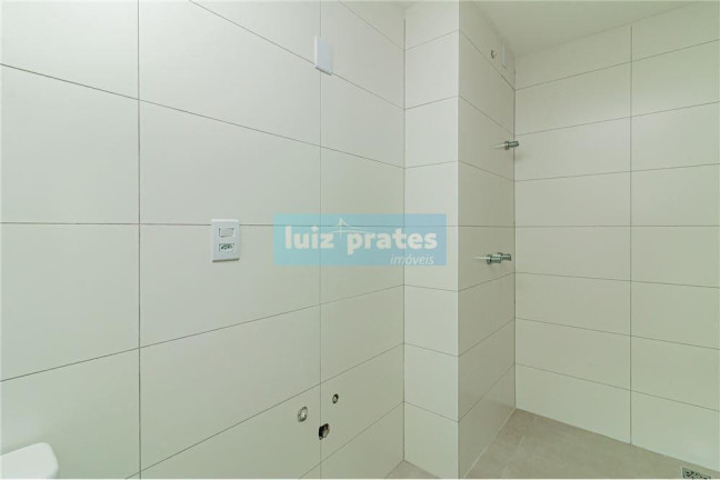 Imagem Apartamento com 3 Quartos à Venda, 184 m² em Menino Deus - Porto Alegre