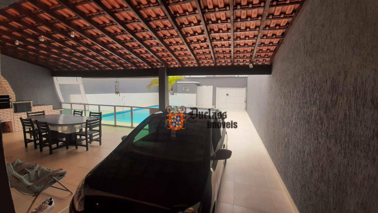 Imagem Sobrado com 5 Quartos à Venda, 340 m² em Balneário Jequitibá - Itanhaém Imagem Sobrado com 5 Quartos à Venda, 340 m² em Balneário Jequitibá - Itanhaém