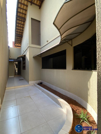 Imagem Casa com 3 Quartos à Venda, 371 m² em Jardim Das Esmeraldas - Goiânia Imagem Casa com 3 Quartos à Venda, 371 m² em Jardim Das Esmeraldas - Goiânia