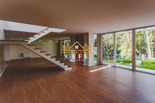 Imagem Casa com 4 Quartos à Venda, 1.096 m² em Centro - Gramado Imagem Casa com 4 Quartos à Venda, 1.096 m² em Centro - Gramado