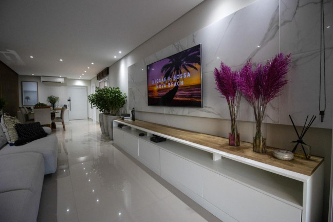 Imagem Apartamento com 4 Quartos à Venda, 213 m² em Canto Do Forte - Praia Grande Imagem Apartamento com 4 Quartos à Venda, 213 m² em Canto Do Forte - Praia Grande