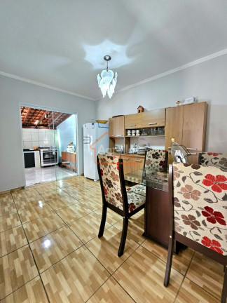 Imagem Casa com 4 Quartos à Venda, 300 m² em Jardim Copacabana - Mogi Mirim Imagem Casa com 4 Quartos à Venda, 300 m² em Jardim Copacabana - Mogi Mirim