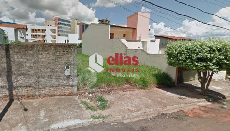 Terreno à Venda, 400 m² em Jd Europa - Bauru