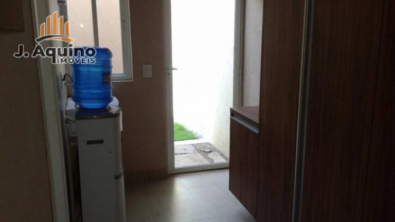 Imagem Casa de Condomínio com 4 Quartos à Venda, 215 m² em Lagoa Redonda - Fortaleza Imagem Casa de Condomínio com 4 Quartos à Venda, 215 m² em Lagoa Redonda - Fortaleza