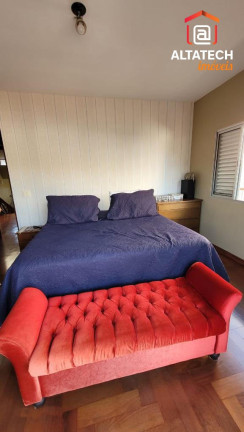 Imagem Casa com 3 Quartos à Venda, 210 m² em Jardim Centenário - Poços De Caldas