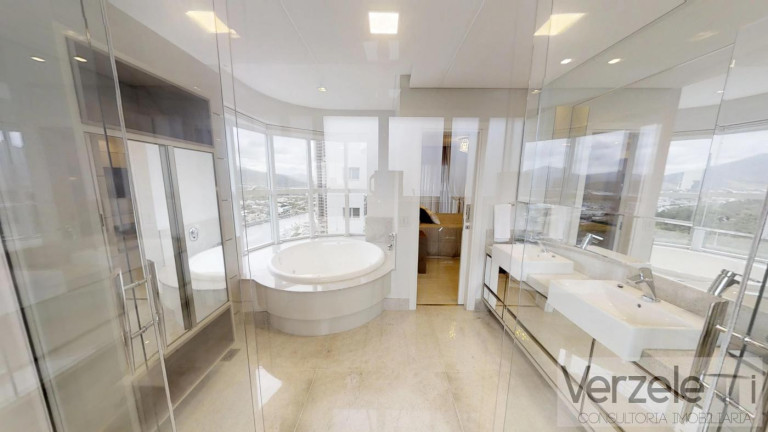Imagem Apartamento com 4 Quartos à Venda, 237 m² em Barra Sul - Balneário Camboriú Imagem Apartamento com 4 Quartos à Venda, 237 m² em Barra Sul - Balneário Camboriú