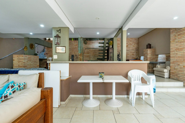 Imagem Casa com 4 Quartos à Venda, 387 m² em Vila Inah - São Paulo