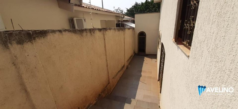 Imagem Casa com 4 Quartos à Venda, 350 m² em Vila Planalto - Campo Grande Imagem Casa com 4 Quartos à Venda, 350 m² em Vila Planalto - Campo Grande