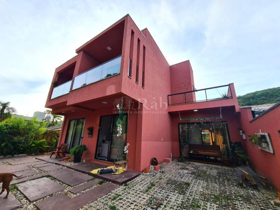 Imagem Apartamento com 6 Quartos à Venda, 165 m² em Mariscal - Bombinhas Imagem Apartamento com 6 Quartos à Venda, 165 m² em Mariscal - Bombinhas