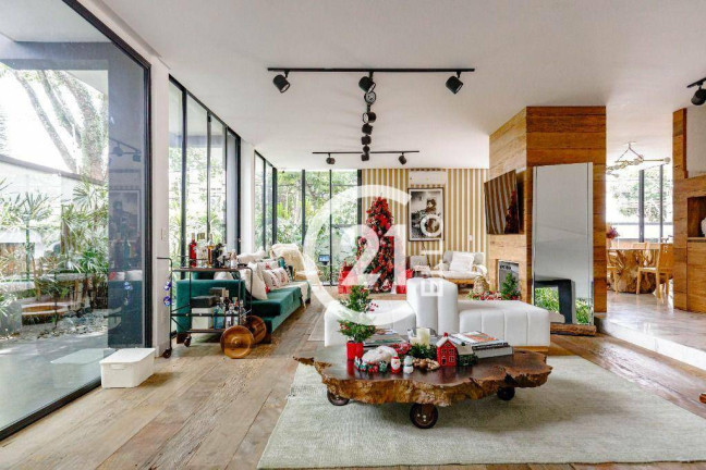 Imagem Casa com 5 Quartos à Venda ou Locação, 500 m² em Brooklin - São Paulo Imagem Casa com 5 Quartos à Venda ou Locação, 500 m² em Brooklin - São Paulo