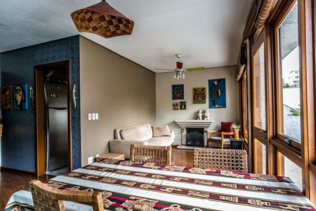 Imagem Cobertura com 3 Quartos à Venda, 279 m² em Petrópolis - Porto Alegre
