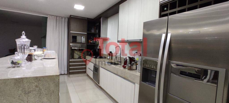 Imagem Casa com 3 Quartos à Venda, 205 m² em Passaredo - Timóteo