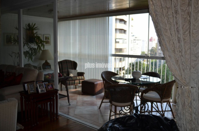 Imagem Apartamento com 3 Quartos à Venda, 210 m² em Morumbi - São Paulo Imagem Apartamento com 3 Quartos à Venda, 210 m² em Morumbi - São Paulo