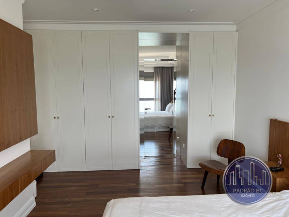 Imagem Apartamento com 2 Quartos à Venda, 159 m² em Centro - Balneário Camboriú Imagem Apartamento com 2 Quartos à Venda, 159 m² em Centro - Balneário Camboriú