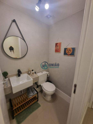 Imagem Apartamento com 2 Quartos à Venda, 90 m² em Charitas - Niterói