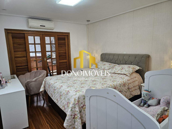 Imagem Casa com 3 Quartos à Venda, 150 m² em Santa Maria - Santo André