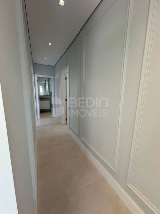 Imagem Apartamento com 4 Quartos à Venda, 133 m² em Centro - Balneário Camboriú Imagem Apartamento com 4 Quartos à Venda, 133 m² em Centro - Balneário Camboriú
