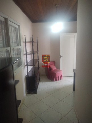 Imagem Casa com 3 Quartos à Venda,  em Agronômica - Florianópolis