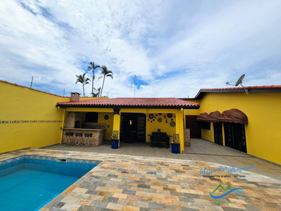 Imagem Casa com 6 Quartos à Venda, 300 m² em Jd Suarão - Itanhaém