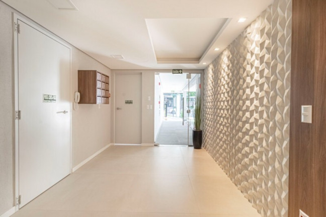 Imagem Imóvel com 2 Quartos à Venda, 80 m² em Petrópolis - Porto Alegre