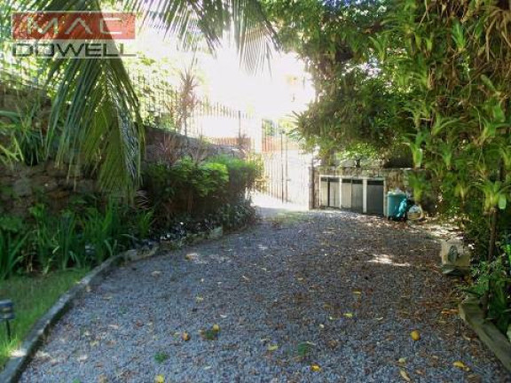 Imagem Casa com 4 Quartos à Venda, 621 m² em Cosme Velho / Rio De Janeiro / Rj - Rio De Janeiro Imagem Casa com 4 Quartos à Venda, 621 m² em Cosme Velho / Rio De Janeiro / Rj - Rio De Janeiro