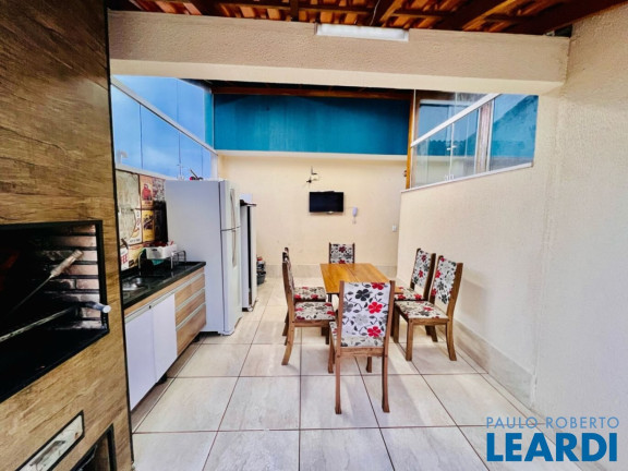 Imagem Cobertura com 2 Quartos à Venda, 92 m² em Vila Floresta - Santo André