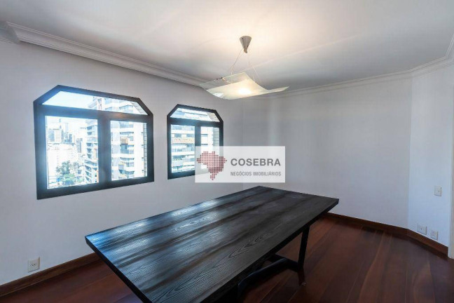 Imagem Apartamento com 3 Quartos para Alugar, 240 m² em Itaim Bibi - São Paulo