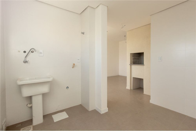Imagem Imóvel com 2 Quartos à Venda,  em Santa Maria Goretti - Porto Alegre